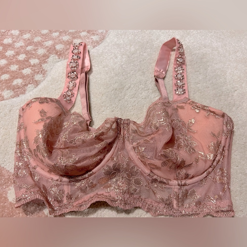 Brand New Victorias Secret Dream Angels Push Up without padding